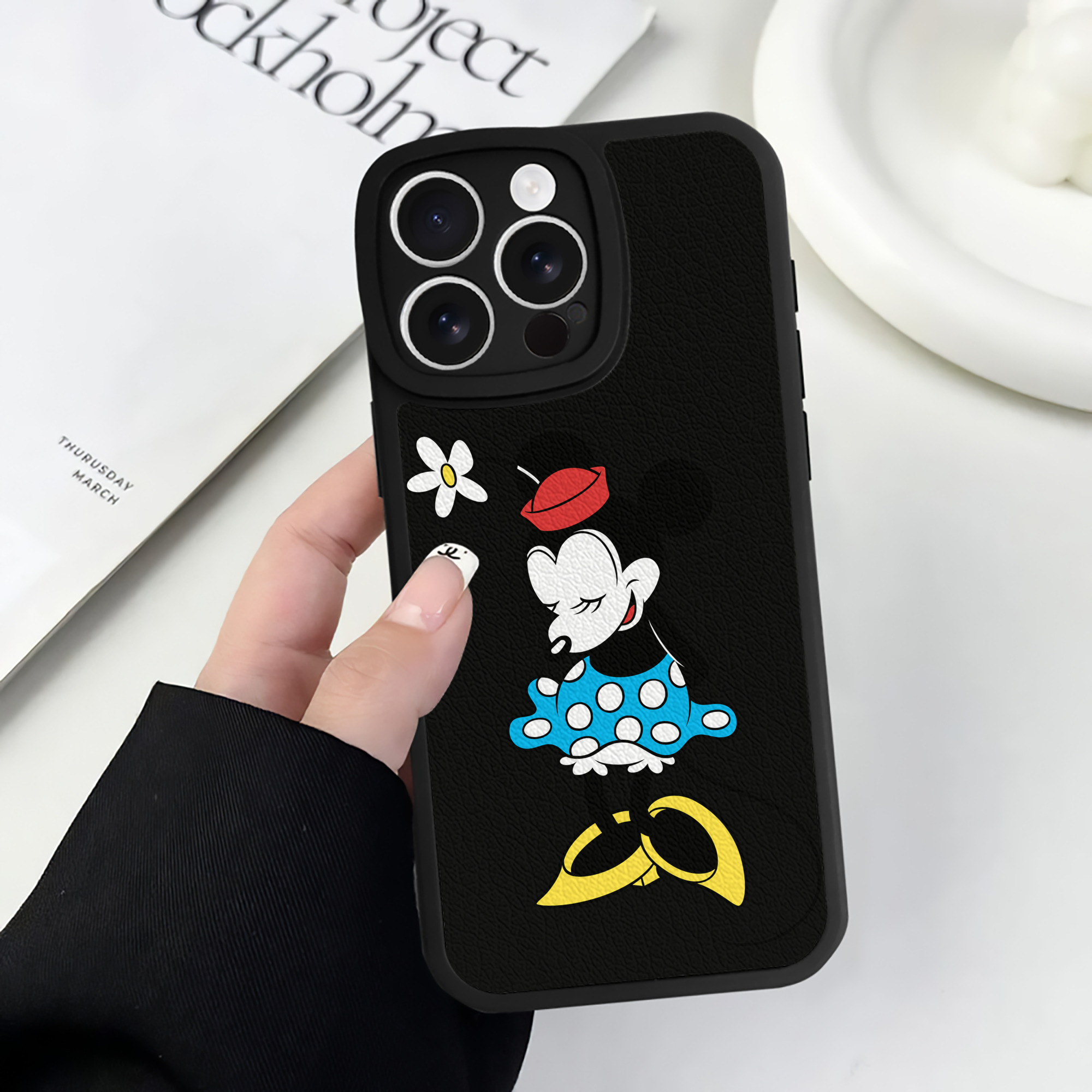 （画像用） ミッキーマウス Mickey Mouse 【iPhone 16シリーズ対応】シリコンスマホケース（レザー調） 材質：シリコン